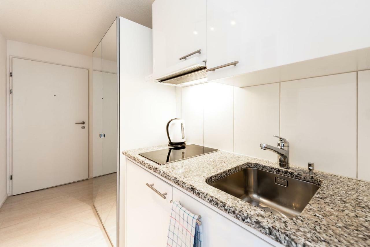 Iq130 Guesthouse Zurich Bagian luar foto