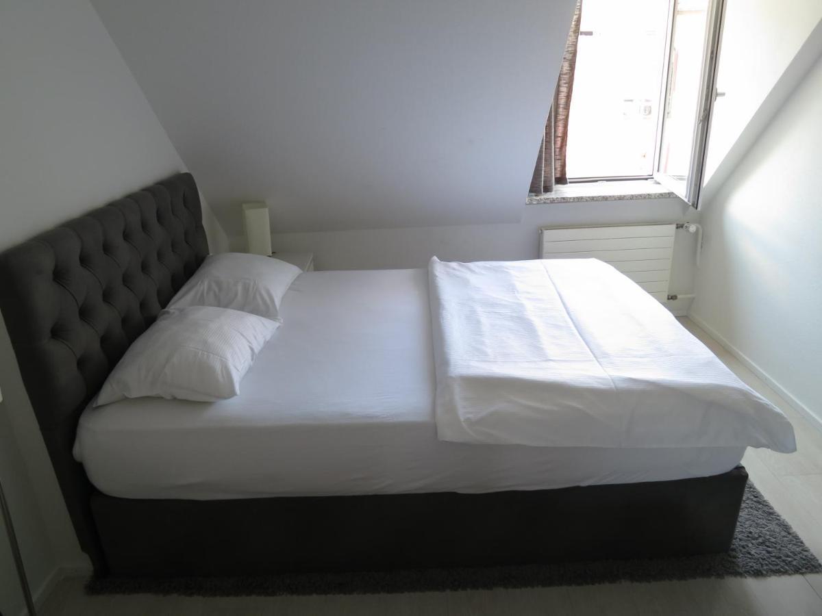 Iq130 Guesthouse Zurich Bagian luar foto